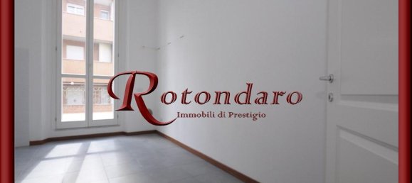 3 rooms Apartment in Corsico, Italy No. 69877 9