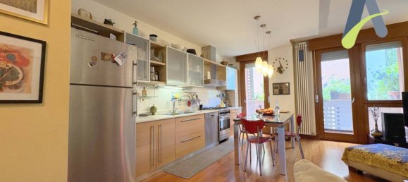 3 bedrooms Apartment in Venice, Italy No. 280794 2