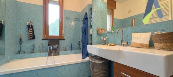 3 bedrooms Apartment in Venice, Italy No. 280794 18