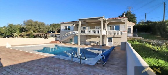 3 Schlafzimmer Villa in Faro, Portugal, Nr. 103432 3