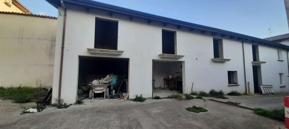 Villa de 6 dormitorios en Macerata Campania, Italy No. 374446 17