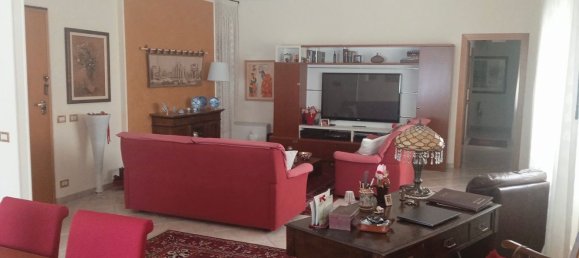 5غرفة شقة في Vittoria, Italy رقم 288645 2