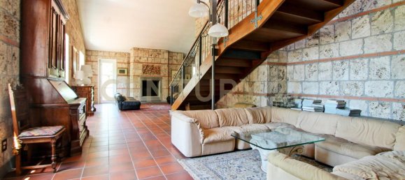 11 rooms Villa in Terni, Italy No. 177185 2