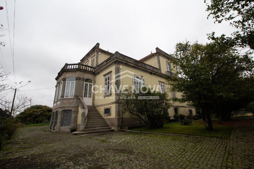7 bedrooms Castles in Vila Nova de Gaia, Portugal No. 333870