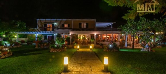 5 bedrooms Villa in Menorca, Spain No. 82325 4