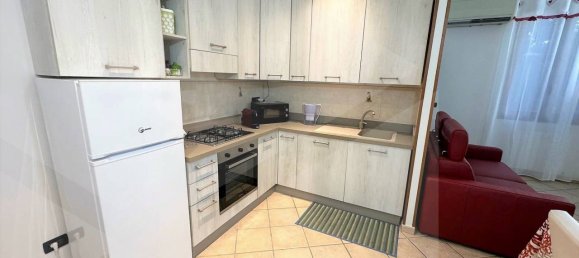 2 rooms Apartment in Bologna, Italy No. 29293 3