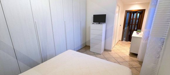 2 rooms Apartment in Bologna, Italy No. 29293 12