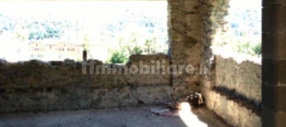 6-Zimmer Haus in Gallicano, Italy, Nr. 255748 4