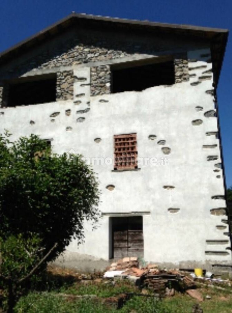 6-Zimmer Haus in Gallicano, Italy, Nr. 255748
