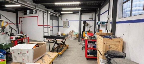 Lagerhaus in Venaria Reale, Italy 420m², Nr. 116557 3