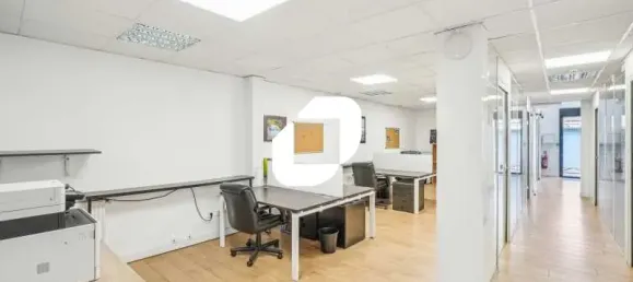Büro in Asnieres-sur-Seine, France 288m², Nr. 302398 8