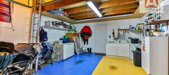 3 bedrooms House in Saint-Gilles-Croix-de-Vie, France No. 281249 10