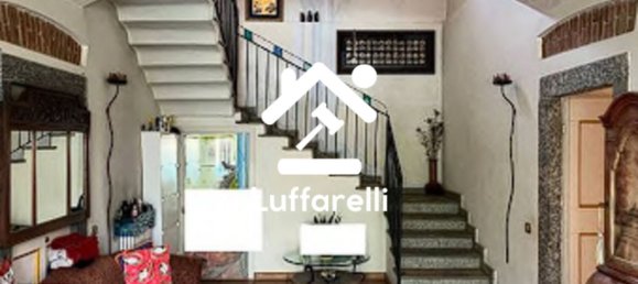 4غرفة فيلا في Carate Brianza, Italy رقم 5267 3