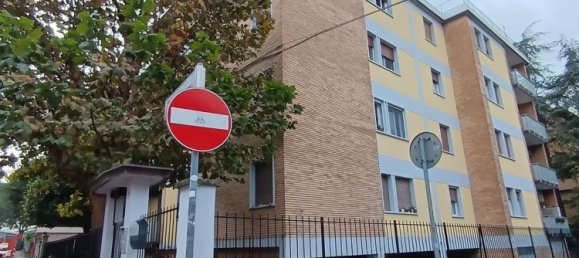 3 rooms Apartment in Bologna, Italy No. 24029 13