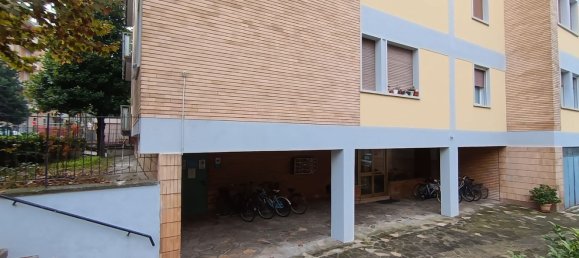 3 rooms Apartment in Bologna, Italy No. 24029 19