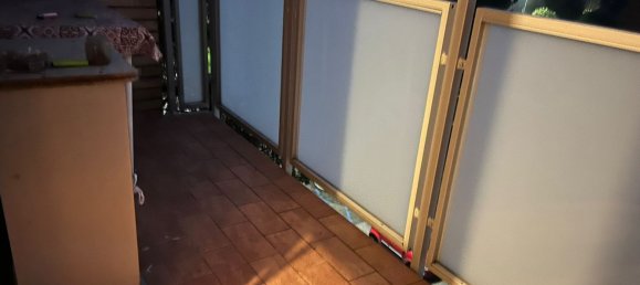 3 rooms Apartment in Bologna, Italy No. 24029 2