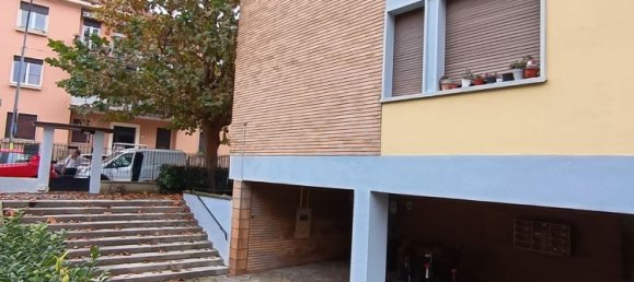 3 rooms Apartment in Bologna, Italy No. 24029 15