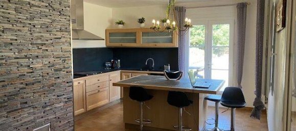 4 غرف نوم منزل في Pourrieres, France رقم 330100 12