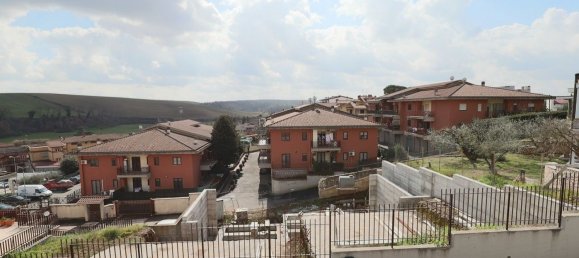 Casa de 6 habitaciónes en Fonte Nuova, Italy No. 70522 3