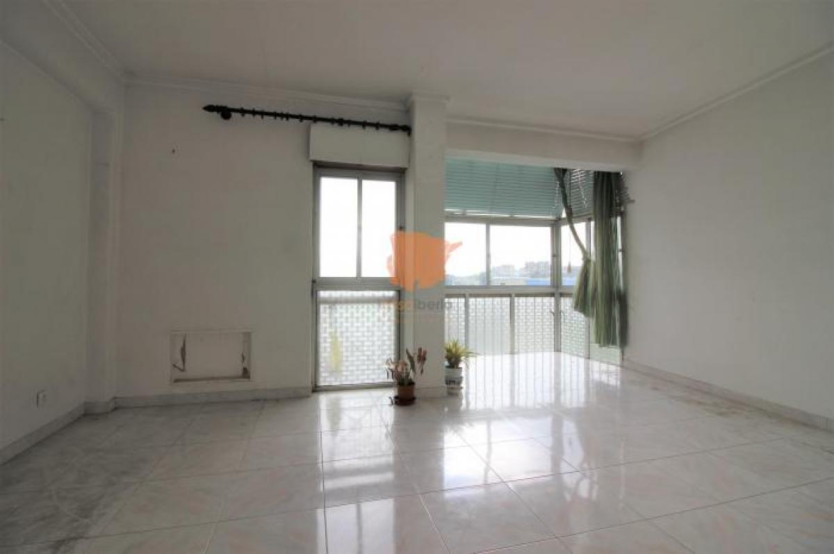 Apartamento de 2 dormitorios en Lisbon, Portugal No. 3277
