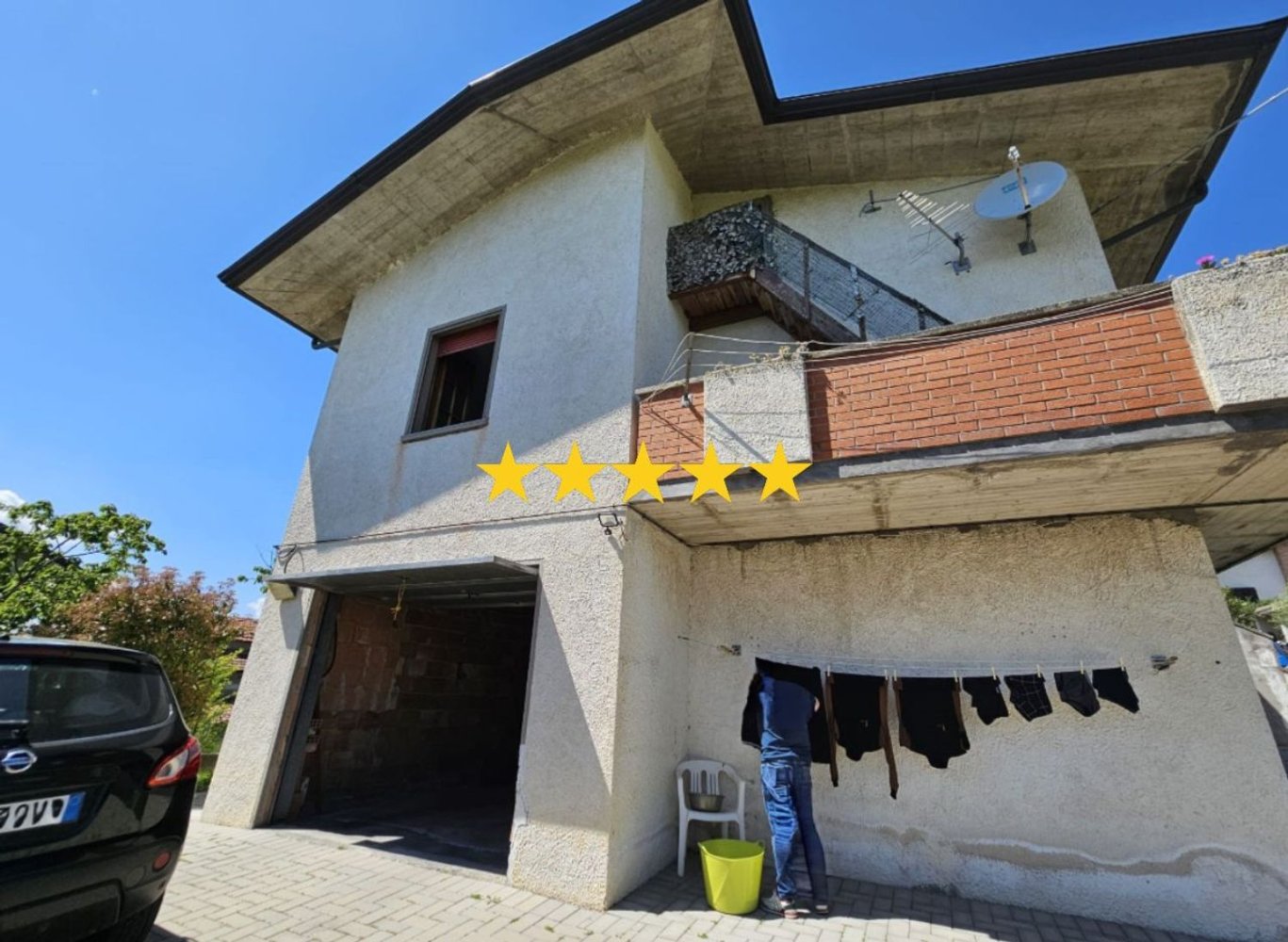 7 rooms Apartment in Montecalvo in Foglia, Italy No. 96636