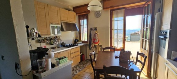 7 rooms Apartment in Montecalvo in Foglia, Italy No. 96636 10