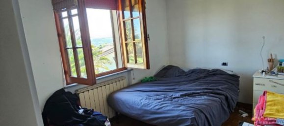7 rooms Apartment in Montecalvo in Foglia, Italy No. 96636 7