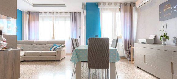 2 bedrooms Apartment in Rome, Italy No. 338492 2