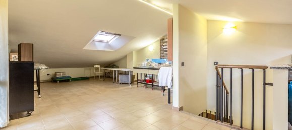 4 rooms Duplex in Rome, Italy No. 74502 25