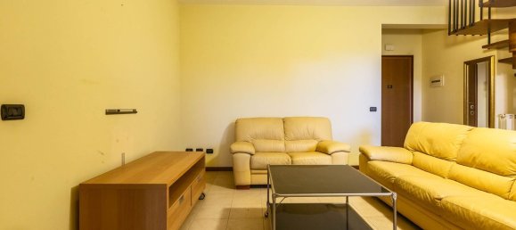 4 rooms Duplex in Rome, Italy No. 74502 9