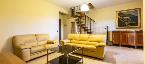 4 rooms Duplex in Rome, Italy No. 74502 8