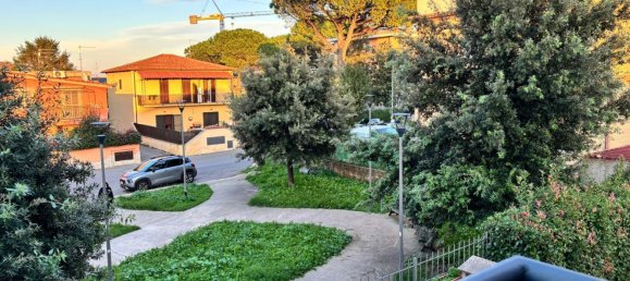 4 rooms Duplex in Rome, Italy No. 74502 3