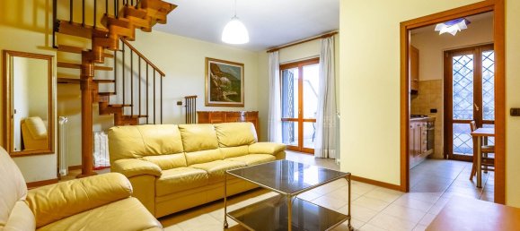 4 rooms Duplex in Rome, Italy No. 74502 7