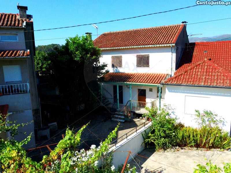 2 غرف نوم منزل في Arcos de Valdevez, Portugal رقم 189381