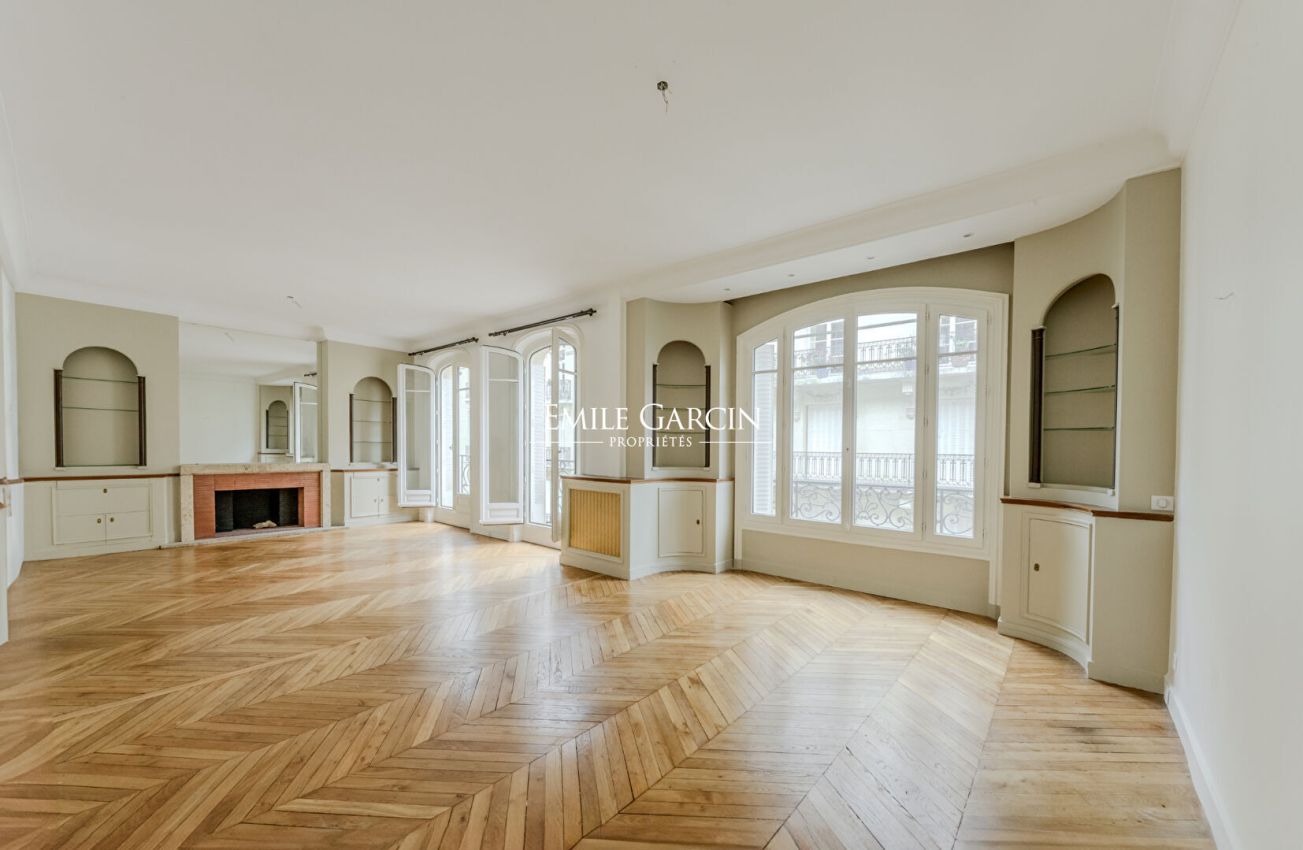 3 Schlafzimmer Wohnung in Paris, France, Nr. 140341