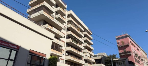 3-salle Appartement à Cagliari, Italy No. 43445 85