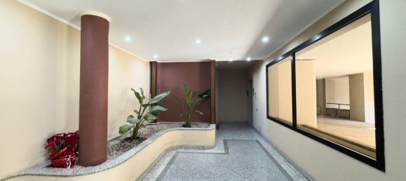 3-salle Appartement à Cagliari, Italy No. 43445 74