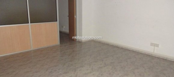  عقار تجاري في Mataro, Spain 160متر مربع رقم 39557 3