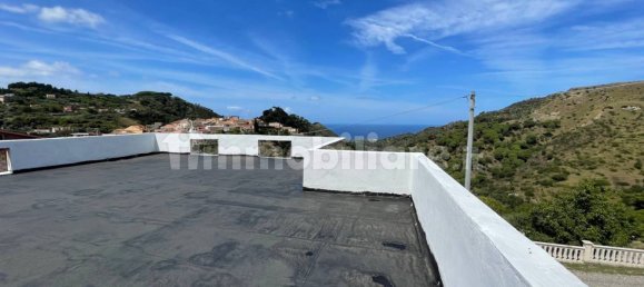 3 bedrooms Apartment in Messina, Italy No. 360974 21