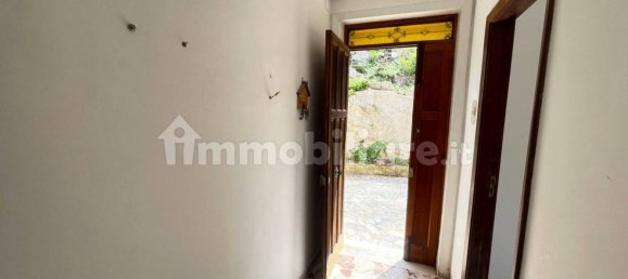 3 bedrooms Apartment in Messina, Italy No. 360974 22