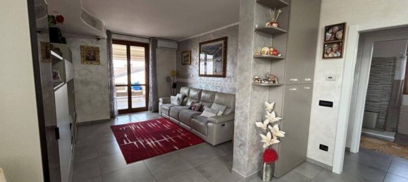 3 Schlafzimmer Wohnung in Pozzuolo Martesana, Italy, Nr. 276249 2