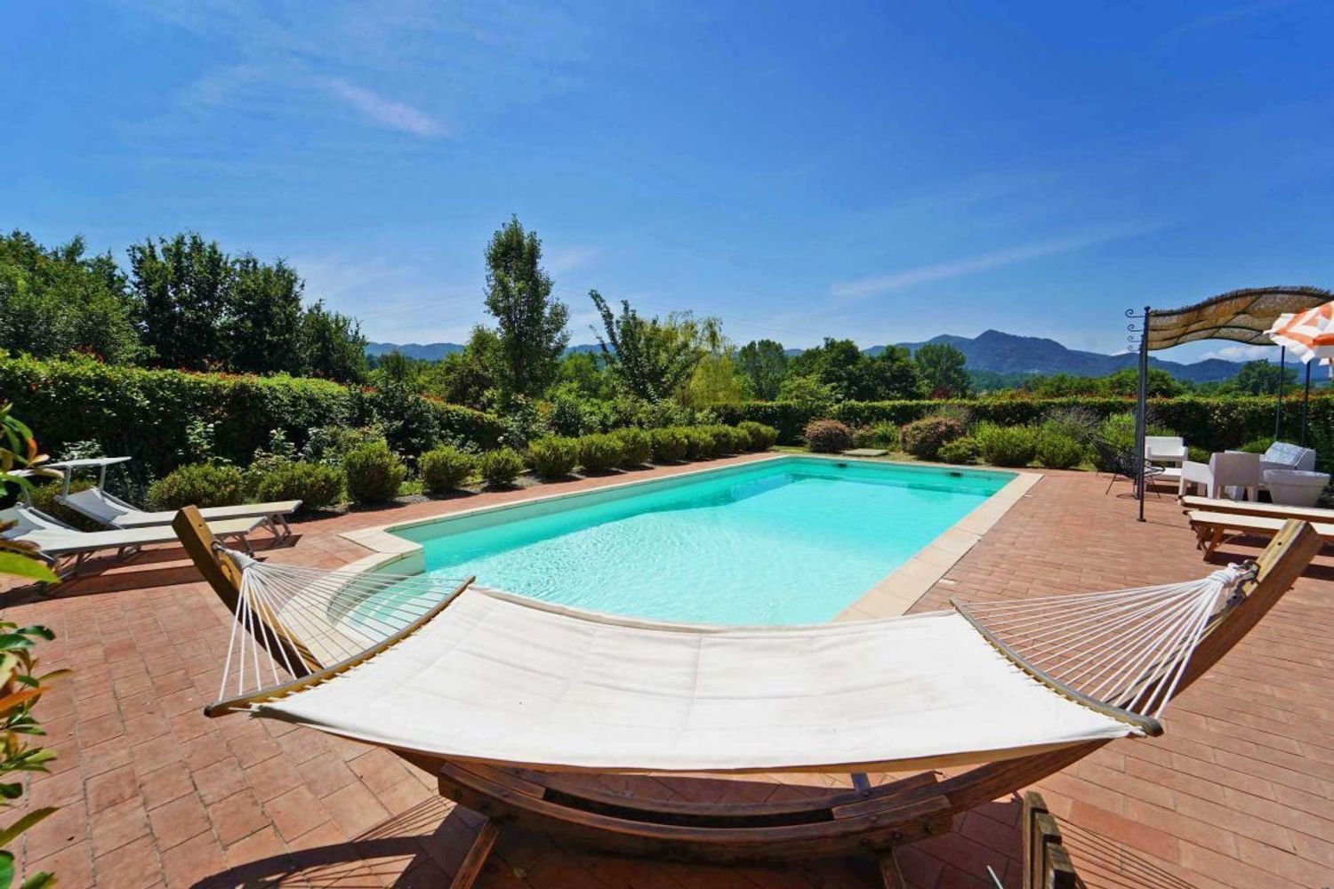12 rooms Villa in Aulla, Italy No. 60287