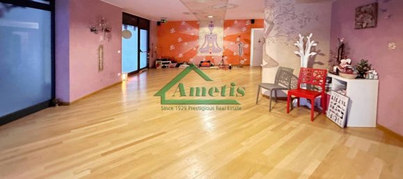 4 rooms Commercial property in Imperia, Italy No. 131238 2
