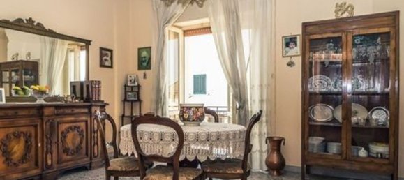 5 bedrooms Apartment in Pietramelara, Italy No. 325693 4