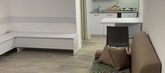 Imóvel comercial de 1 divisão em Cagliari, Italy N.º 281779 2