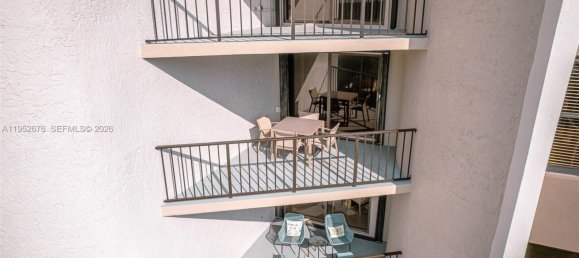 3 dormitorios propiedad comercial en venta en Miami, Miami-Dade, Florida, USA № 614510 13