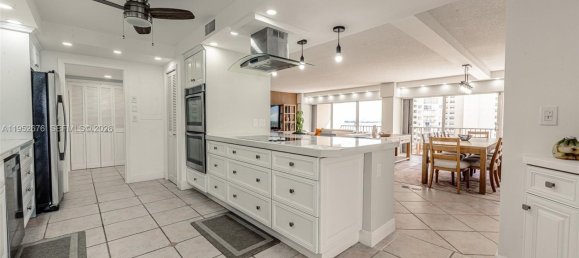 3 dormitorios propiedad comercial en venta en Miami, Miami-Dade, Florida, USA № 614510 26