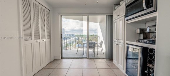 3 dormitorios propiedad comercial en venta en Miami, Miami-Dade, Florida, USA № 614510 5
