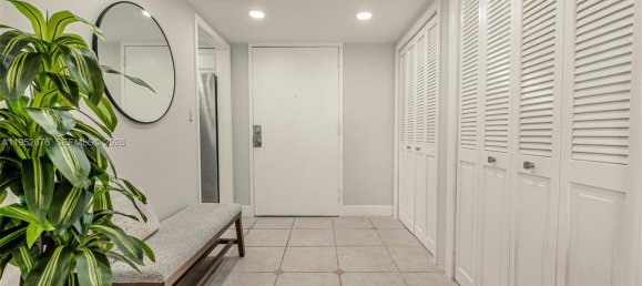 3 dormitorios propiedad comercial en venta en Miami, Miami-Dade, Florida, USA № 614510 24