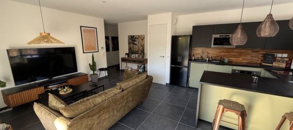 2 bedrooms Apartment in La Roche-sur-Foron, France No. 202110 2